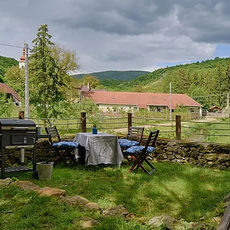 Zuzmo Guesthouse, Josvafo, Aggtelek National Park - Stylish 150 Year Old For 10 Guests Josvafo