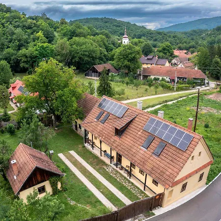 Zuzmo Guesthouse, Josvafo, Aggtelek National Park - Stylish 150 Year Old For 10 Guests Holiday home Josvafo